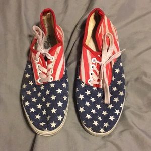 American Flag Sleek Sneakers